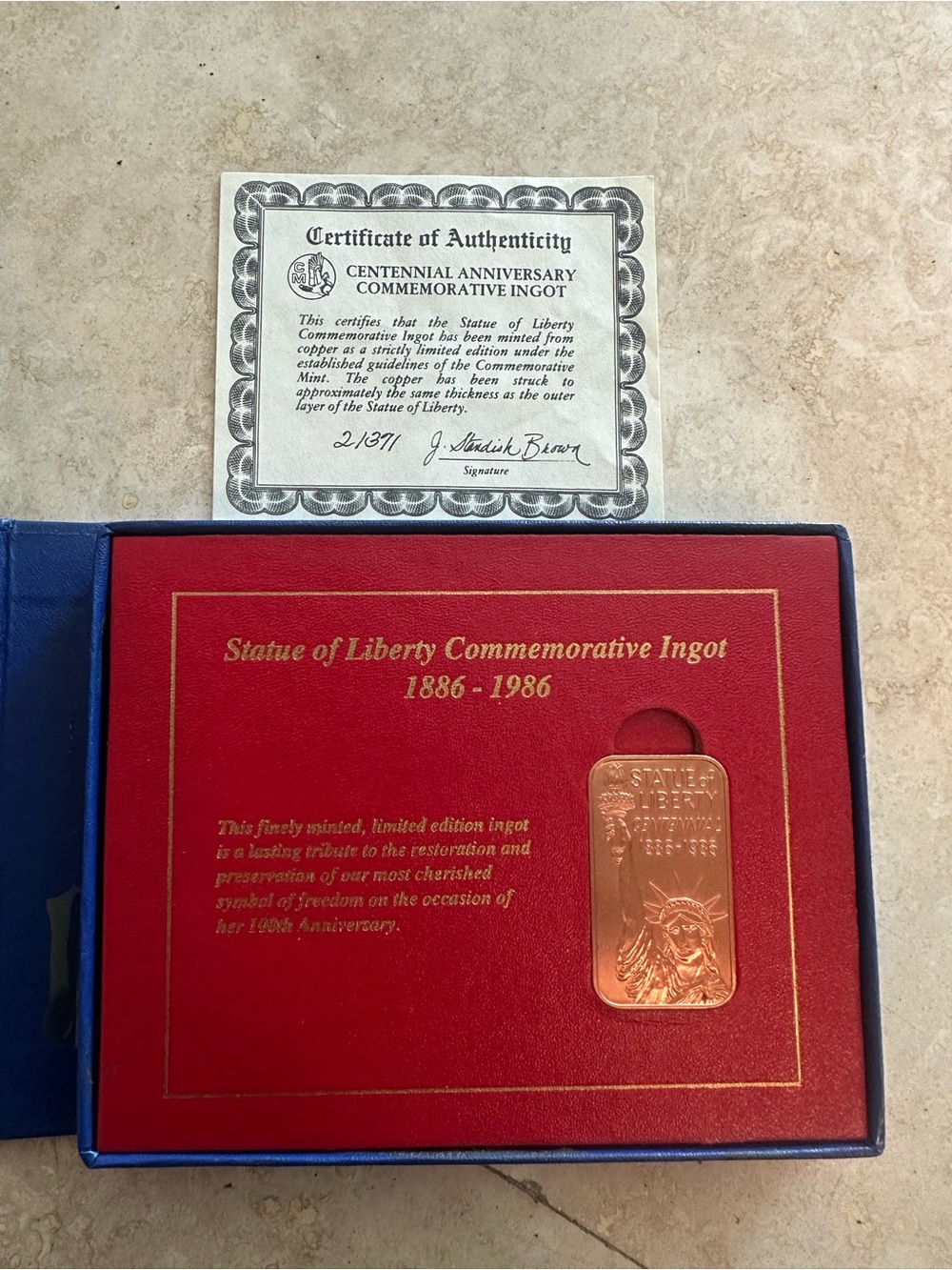 Statue of Liberty Commemorative Ingot Copper Bar in Red Presentation Case